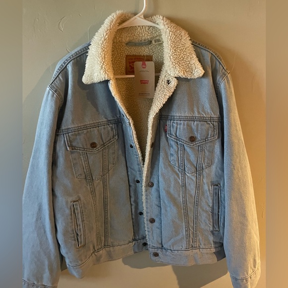 Levi's Jackets & Blazers - Levi’s women’s jacket